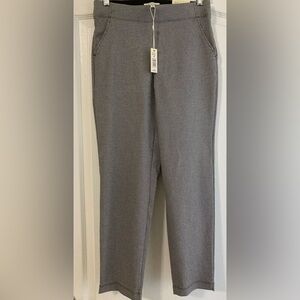 NWT MAX STUDIO Pull On Ladies Pants Size Small